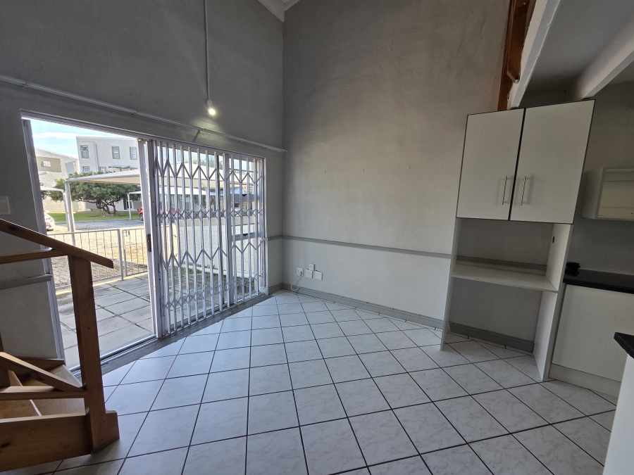 1 Bedroom Property for Sale in Humewood Eastern Cape